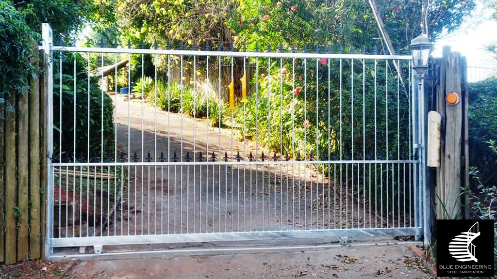 Standard Sliding Gate with Full Portals